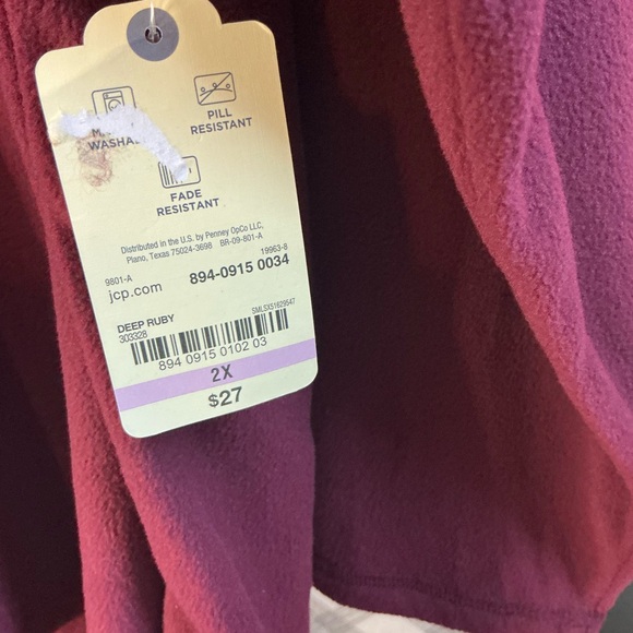 St. John's Bay Red 3/4 Sleeve Relaxed Tee - Picture 3 of 4